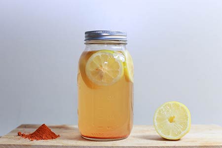 Bay leaves and lemon juice