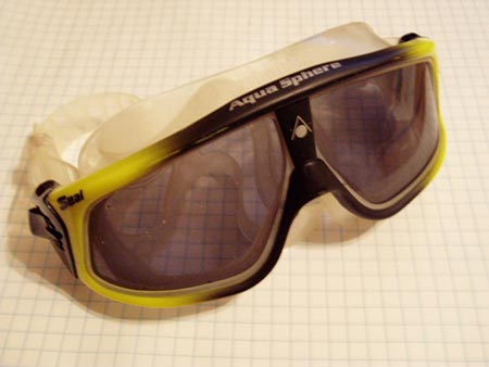 Goggle Defogger