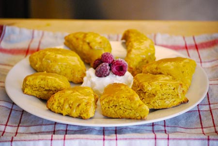 Pumpkin Scones with Mascarpone Icing: