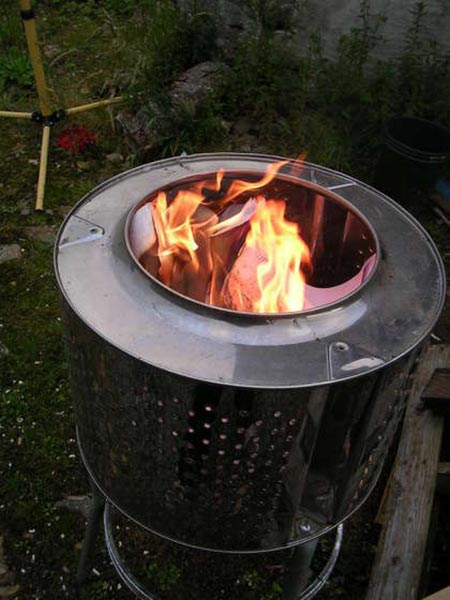 Old Washing Machine into a Backyard Fire Pit