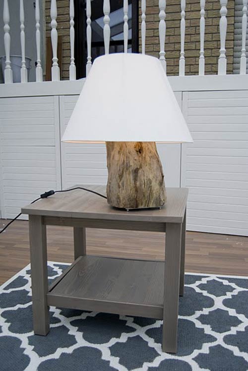 DIY Table Lamp Of A Tree Stump