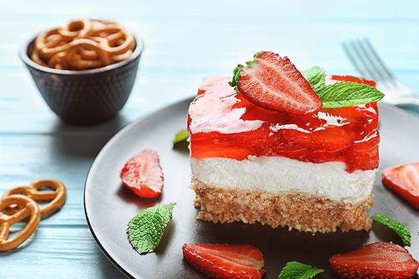 No Bake Summer Berry Pretzel Salad