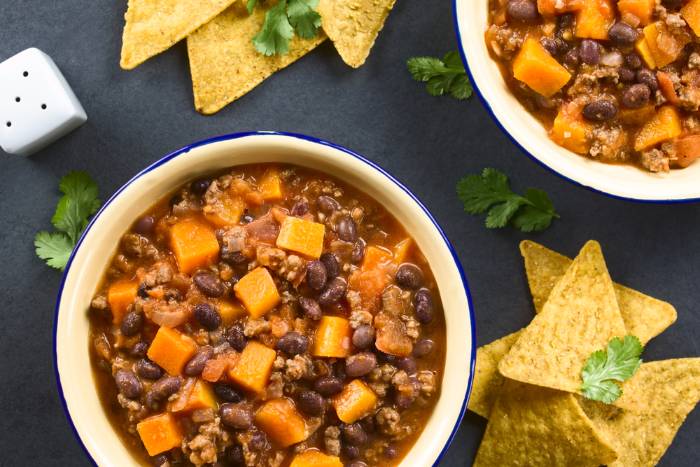 Healthy Fall Pumpkin Chili