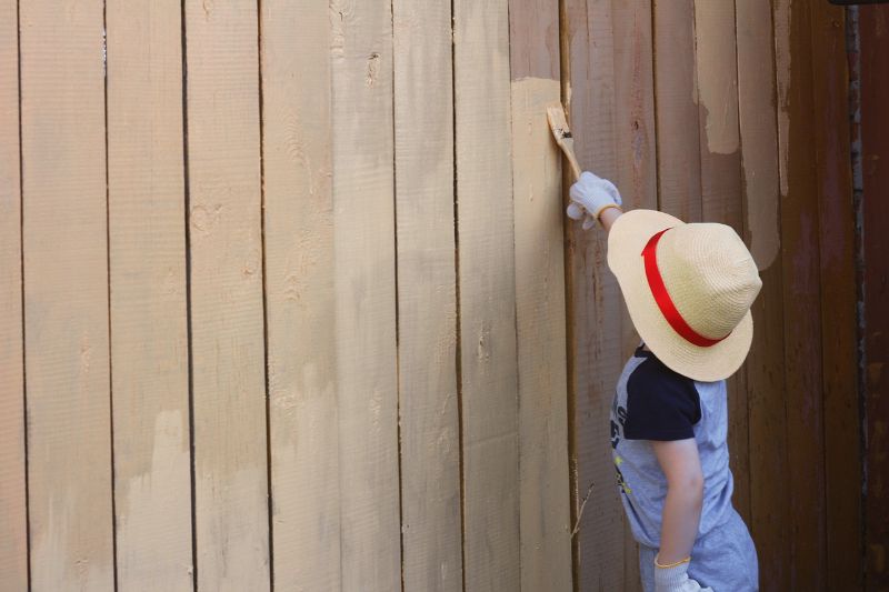 flour paint a fence